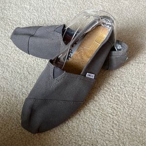 Toms Size 12M slip on shoes Gray